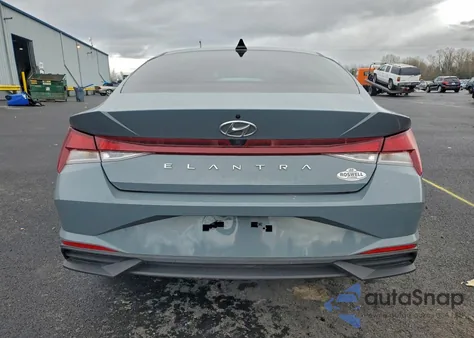 2022 Hyundai Elantra Sel z USA, uszkodzony, nr VIN KMHLS4AG7NU323211